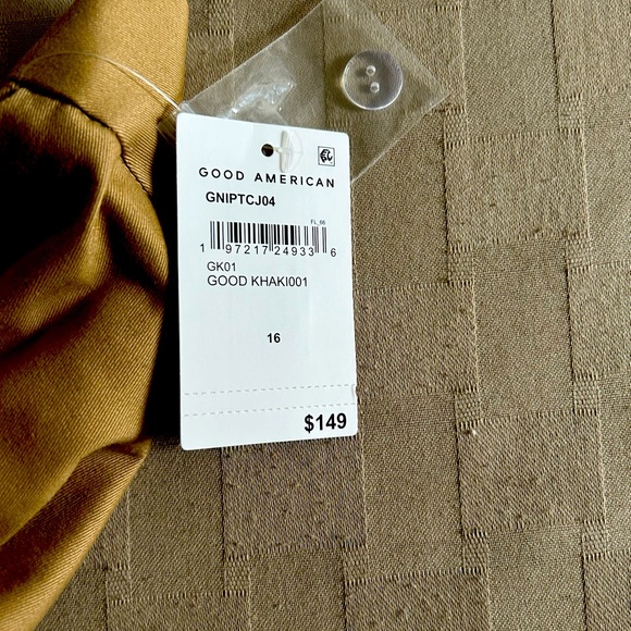 Good American Good 90’s Pleated High Rise Wide Leg Pant in Khaki - Picture 8 of 15